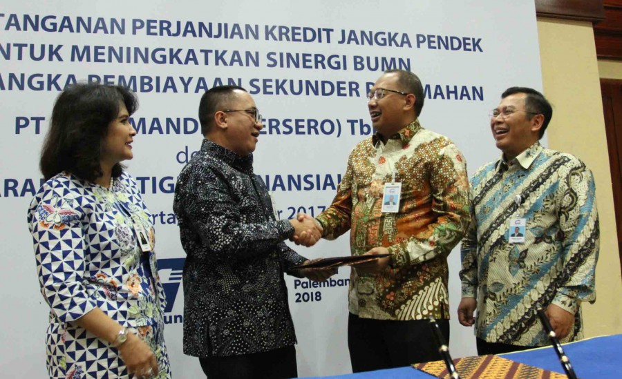 Penyaluran Kredit Bank Mandiri Kepada SMF