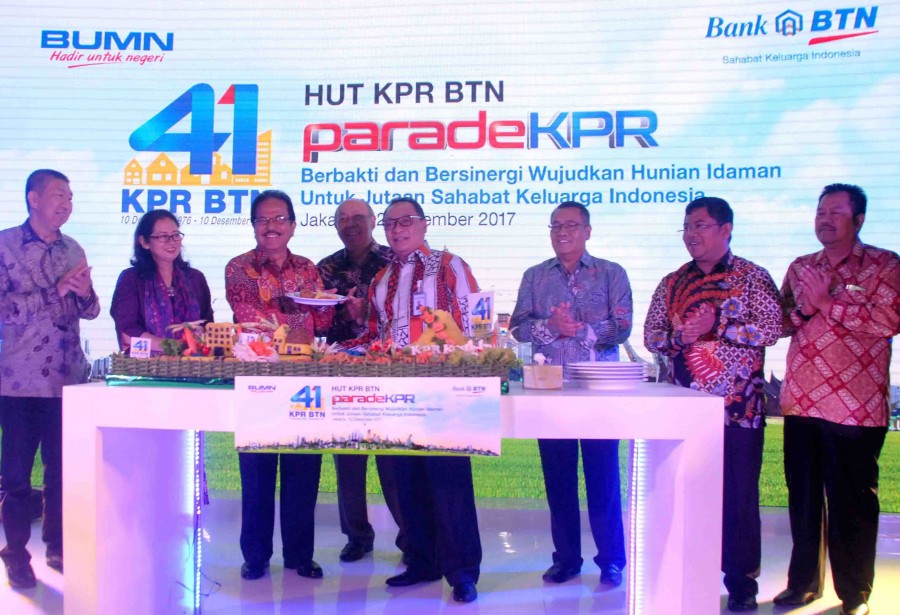 Bank BTN Meluncurkan Plaza KPR dan KPR Hotline 
