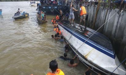 Cuaca Baik, Laik Layar, Kapal Terbalik
