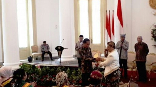 Presiden Jokowi Dengarkan Keluhan Raja dan Sultan di Istana Kepresidenan Bogor
