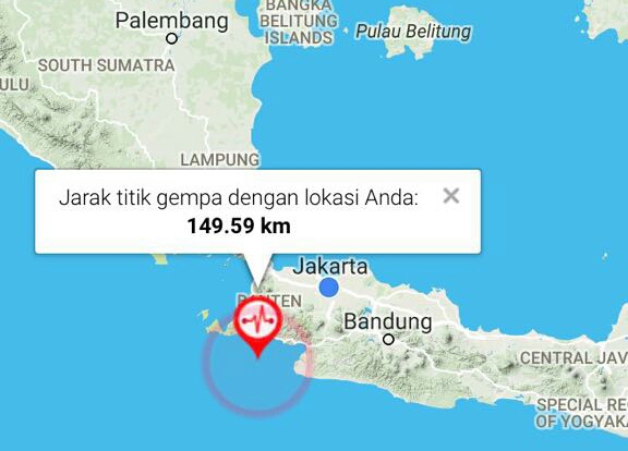 Jakarta Diguncang Gempa Warga Panik