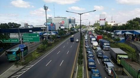 Pengusaha Angkutan Barang Sikapi Wacana Penurunan Tarif Tol