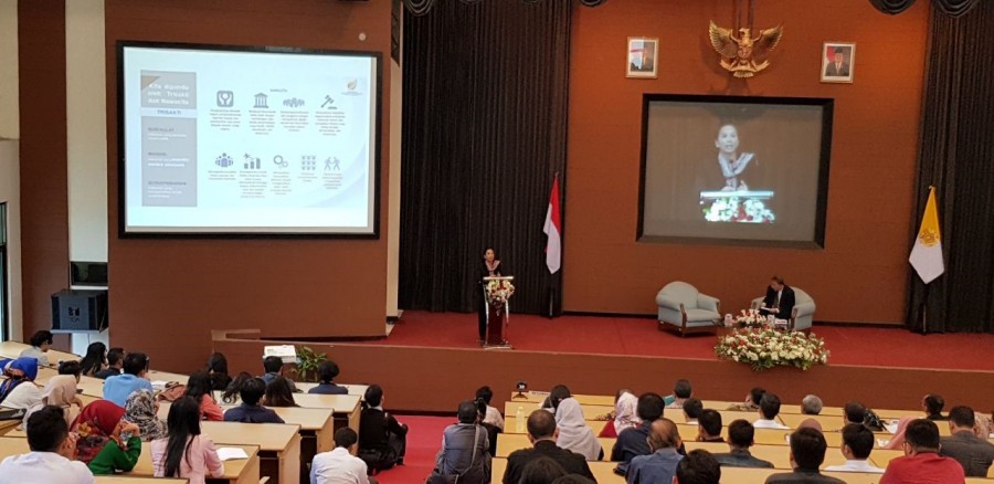 Menneg BUMN Rini Ceritakan Keberhasilan Pemerintah Dihadapan Mahasiswa UGM