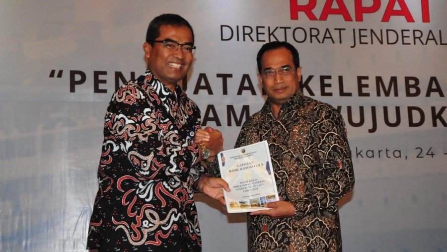 Menhub Perintahkan Lakukan Penyederhanaan Peraturan