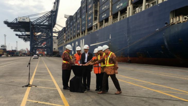 Prsiden Jokowi Lepas Kapal Raksasa CMA CGM