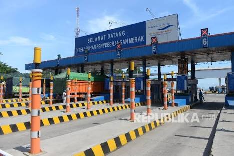Arus Penumpang dan Kendaraan Pada H-7 di Penyeberangan Merak Terpantau rSepi