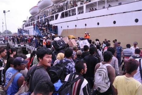 Arus Mudik Penumpang Hingga H - 1 Tercatat 748..031 Penumpang