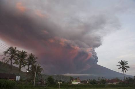Bandara Blimbingsari dan Notohadinegoro Ditutup