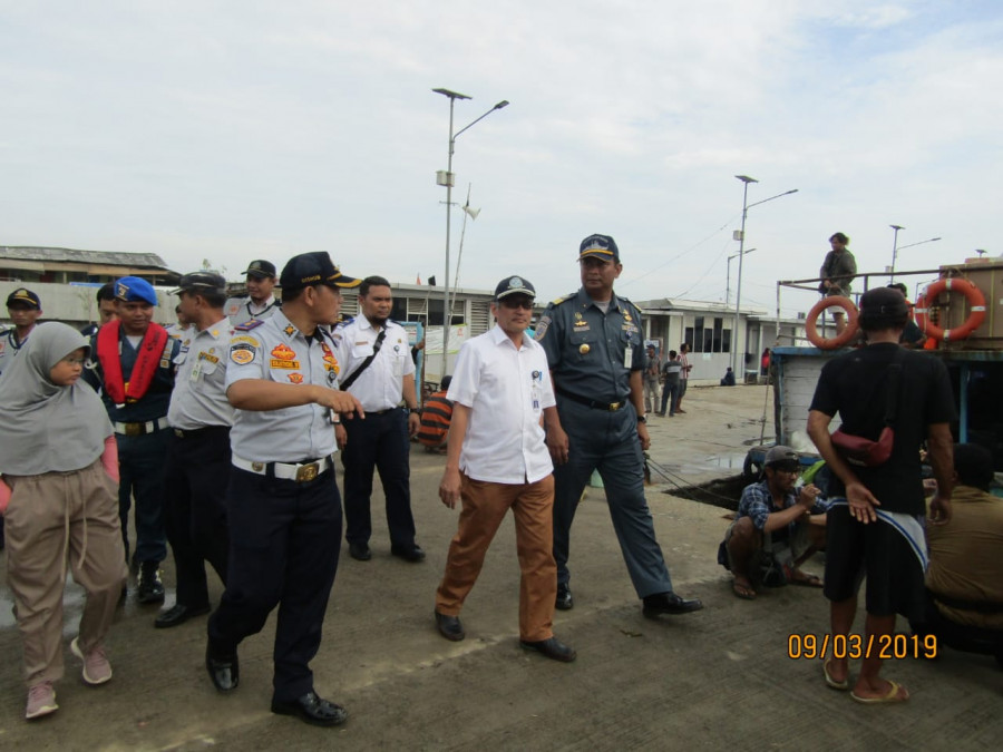 Syahbandar Muara Angke Gelar Padat Karya