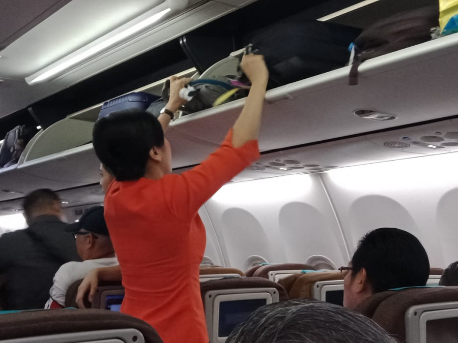 Menteri BUMN Perintahkan Garuda Ikuti Peraturan Tarif