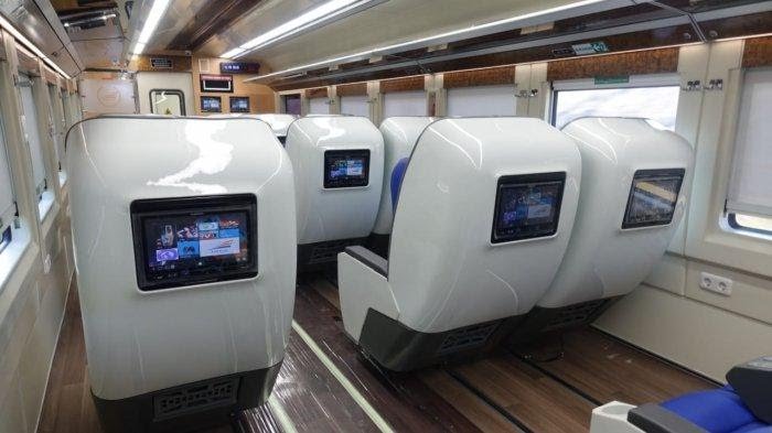 Persiapan Mudik Lebaran, KAI Luncurkan Luxury 2,