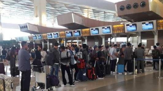 Menko Perekonomian Sodorkan Tiga Langkah Strategis Atasi Mahalnya Tiket Pesawat Udara