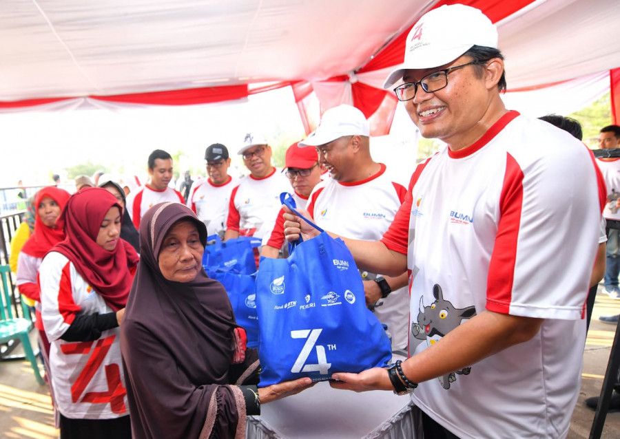 Jalan Sehat Dan Pasar Murah BUMN