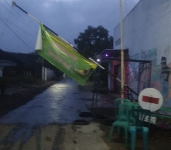 Tinggi Kesadaran Warga Temanggung Menjaga Desanya Dari Ancaman Covid-19