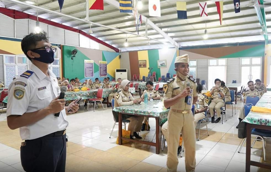 Tingkatkan Kemampuan Bahasa Inggris Taruna, Potekpel Sorong Gelar GONG