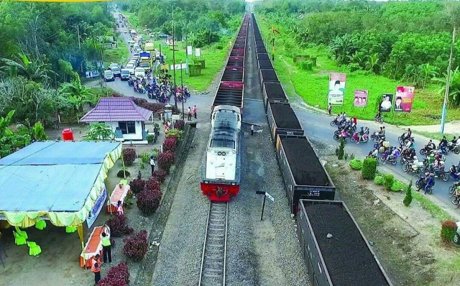 KA Angkutan Barang di Indonesia Kalah Bersaing, Ini Analisis dan Saran SCI
