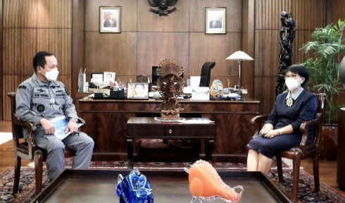 Kepala Bakamla dan Menlu Bahas Keamanan Laut Natuna Utara
