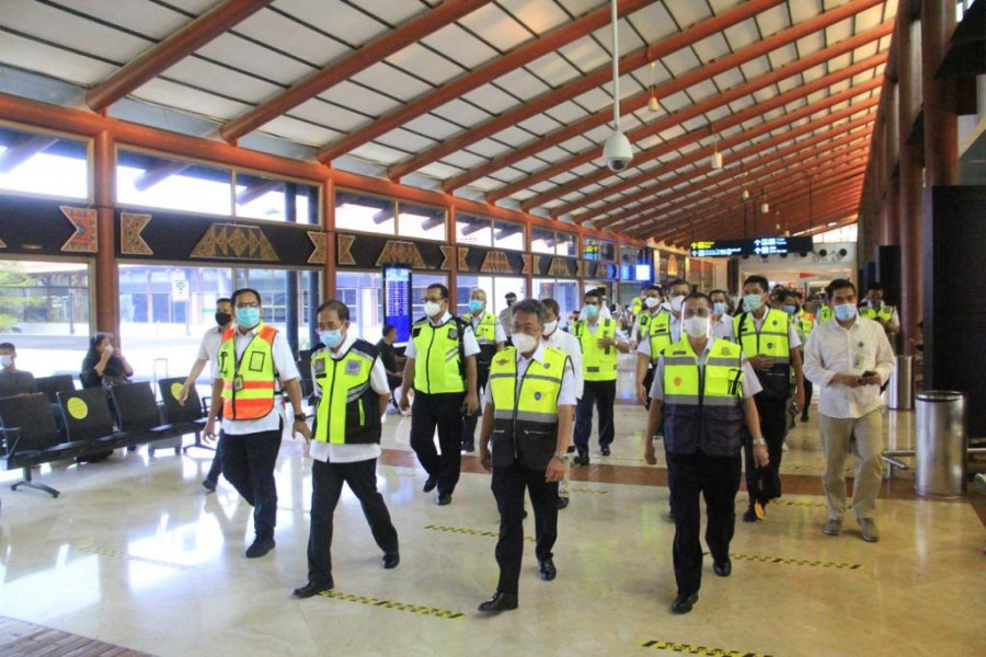 Dirjen Hubud, Kemenhub Tinjau Bandara Soetta dan Apresasi Layanan Disana
