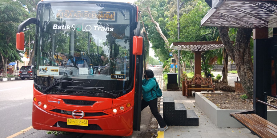 Semangat Membangun Batik Solo Trans