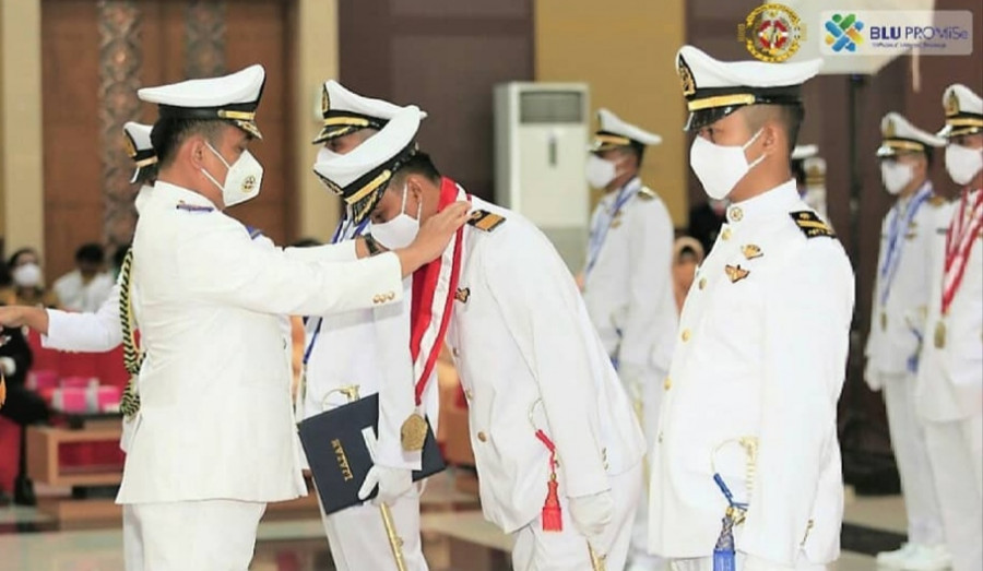 Direktur PIP Semarang Dr.Capt Mashudi Rofik Pimpin Wisuda 58 Perwira Pelaut