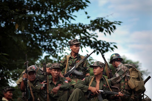 Pasukan Pemberontak Berhasil Tembak Jatuh Helikopter Tempur Junta Militer Myanmar