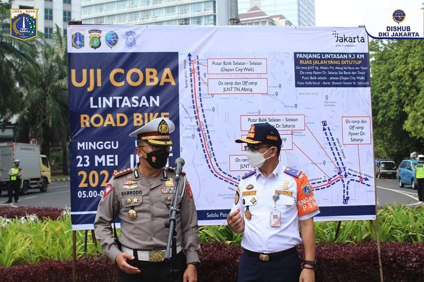 Hari Ini Mulai Uji Coba Jalur Khusus Sepeda di Jalan Layang Non Tol Kp. Melayu - Tanah Abang