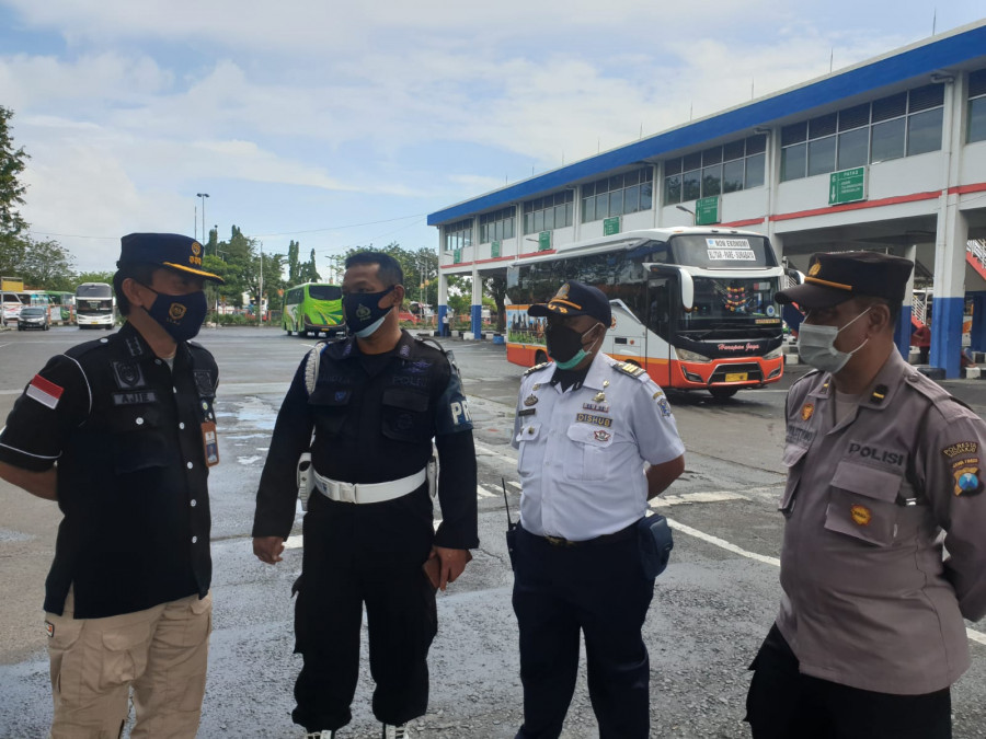 Tim Dalops Ditjen Hubdat Instruksikan Awak Bus Tanpa Kartu Vaksin dan Negatif Rapid Test Tidak Boleh Beroperasi