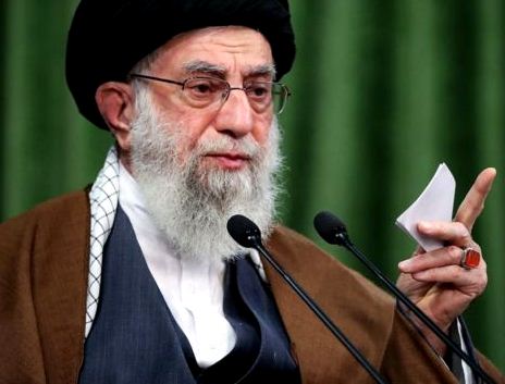 Pesan Ali Khamenei kepada Presiden Terpilih : Jangan Pernah Percayai Barat