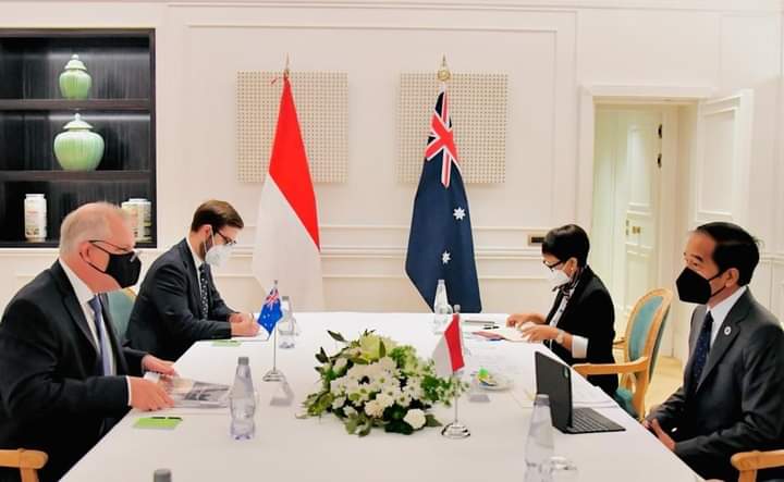 Presiden Jokowi Lakukan Pertemuan Bilateral Dengan Australia dan Prancis di Ajang G20 Italia