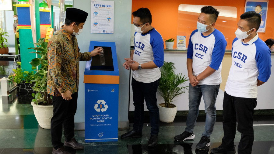 ACC Dukung Program Bank Sampah Karya Unggul di Jakarta