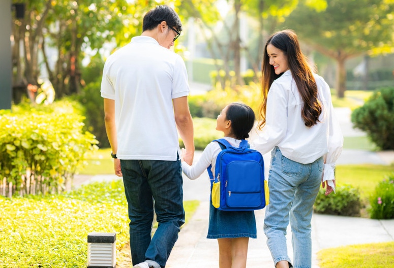 Mengenali Resiko Biaya Pendidikan Anak dari Astra Life