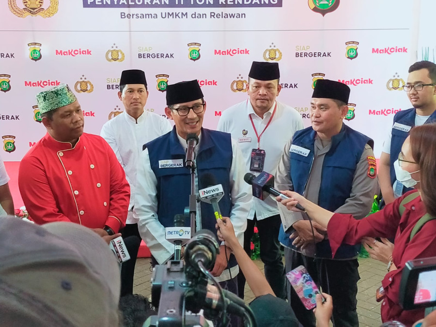Polda Metro Jaya Sakurkan 11 Ton Rendang Ke Seluruh Wilayah Kerjanya