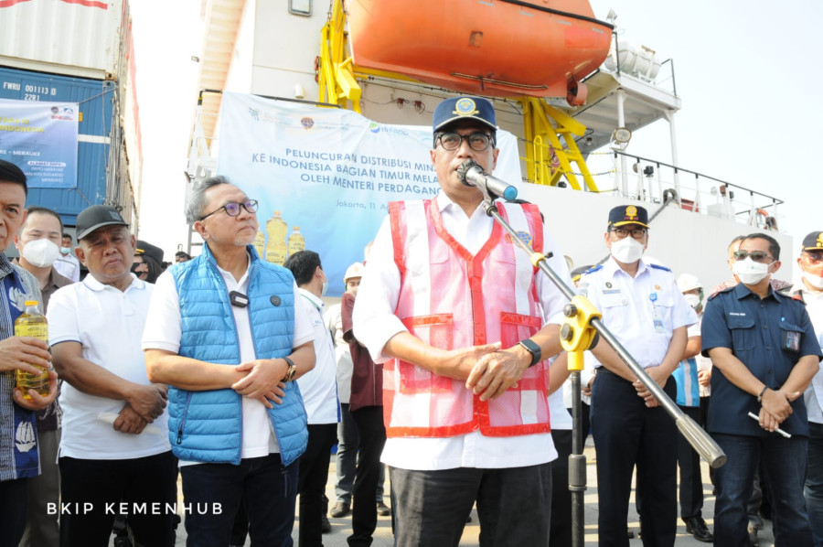 Kapal Tol Laut Dimobilisasi Angkut Minyak Goreng Kemasan untuk Rakyat