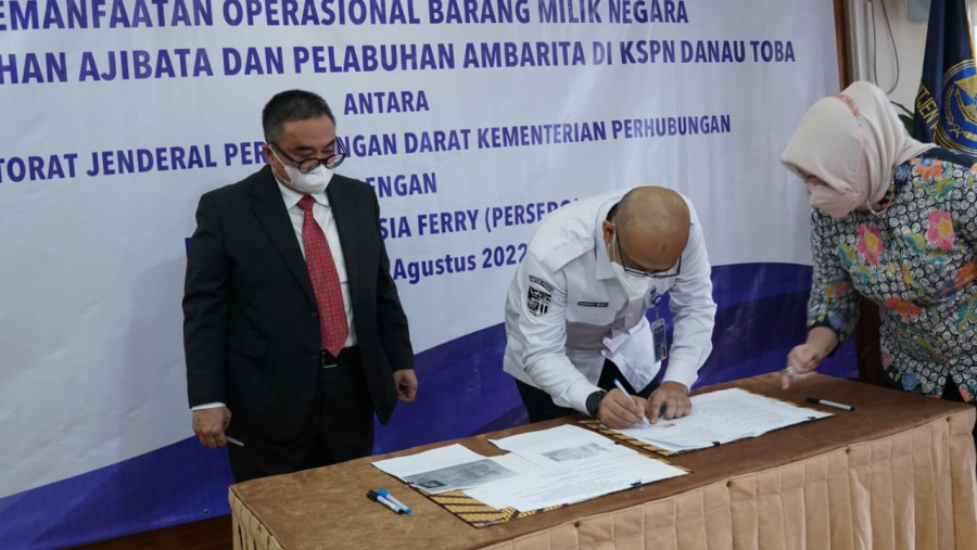 PT ASDP Indonesia Ferry Ditunjuk Sebagai Pengelola Pelabuhan Ajibata dan Ambarita di danau Toba