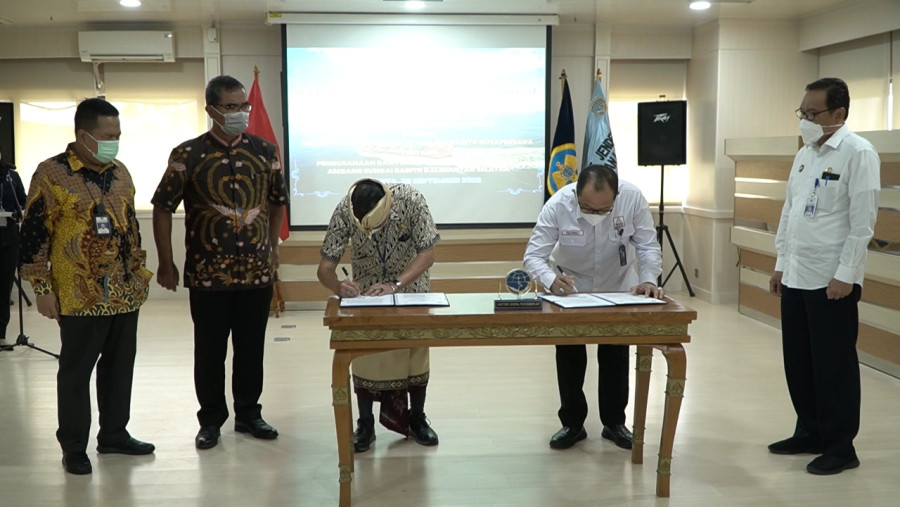 Kemenhub Berikan Konsesi Alur Pelayaran Ambang Sungai Barito ke PT. Ambapers