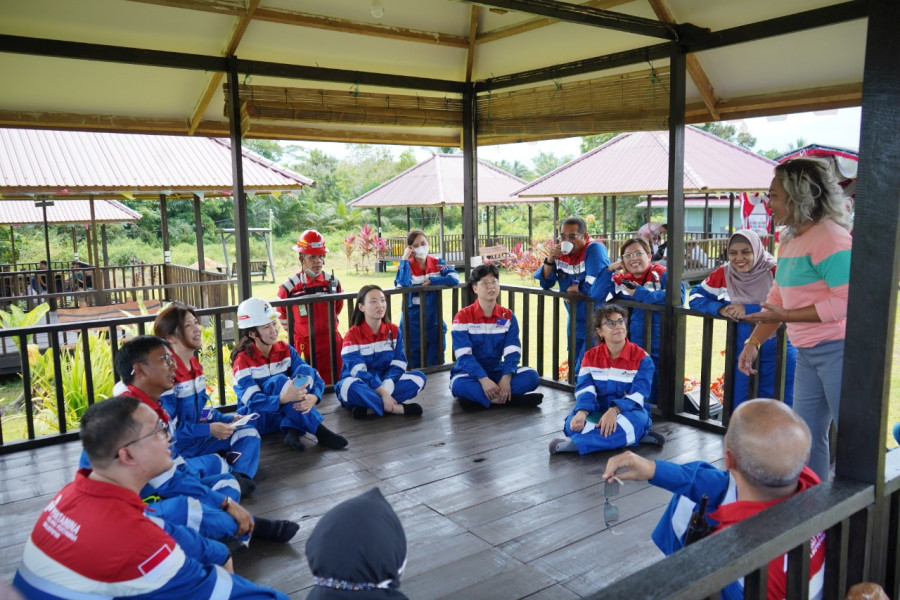 Kampung Inggris, Pertamina Laksanakan Management Goes To Community