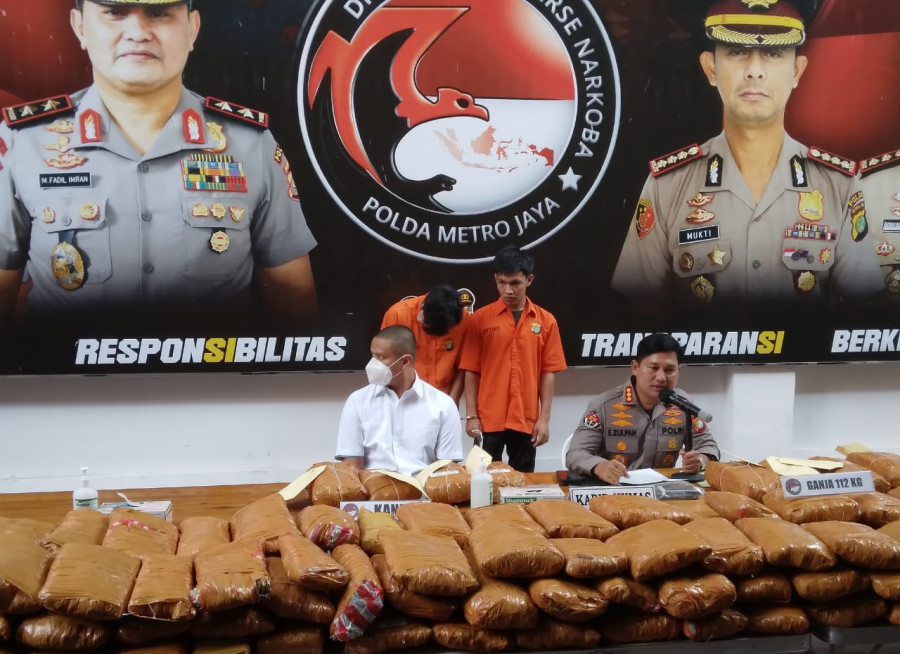 112 Kg Ganja Kering Untuk Pesta Pergantian Tahun dan Tiga Kurir Diamankan Polda Metro Jaya