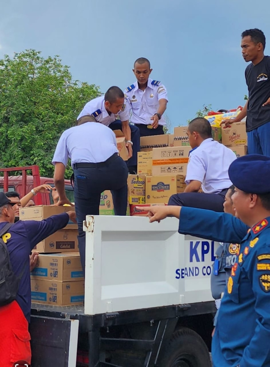 Ditjen Hubla Salurkan Bantuan Kemanusiaan Korban Gempa Cianjur