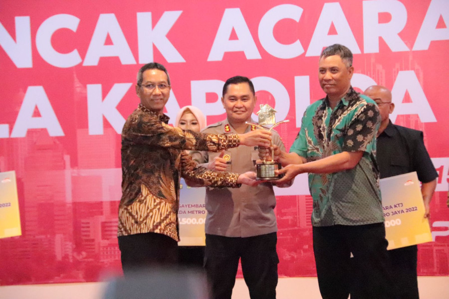 Kapolda Metro Jaya ApresuasiPemenang Sayembara Kampung Tangguh