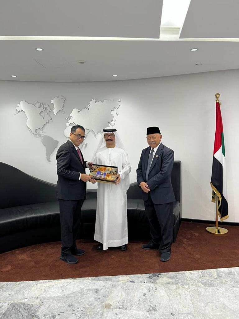 Menhub Budi Rayu UEA dan Qatar Investasi di Indonesia