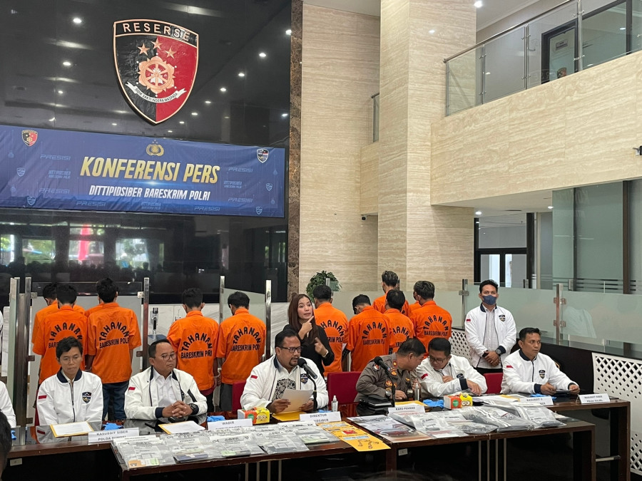 Komplotan Pembobol 493 Rekening Nasabah Bank Diciduk