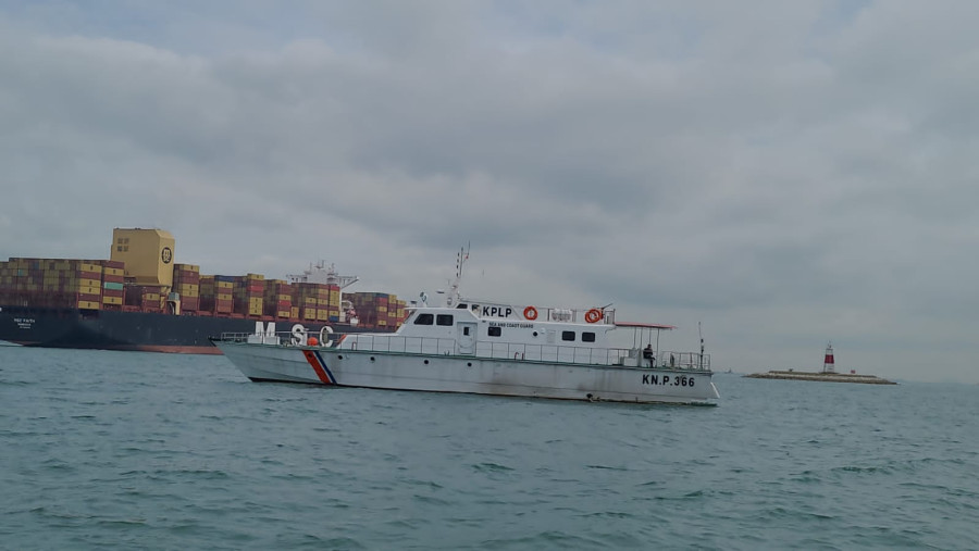 TIm Respon Cepat Ditjen Hubla Selamatkan Kapal Kargo Berbendera Liberia