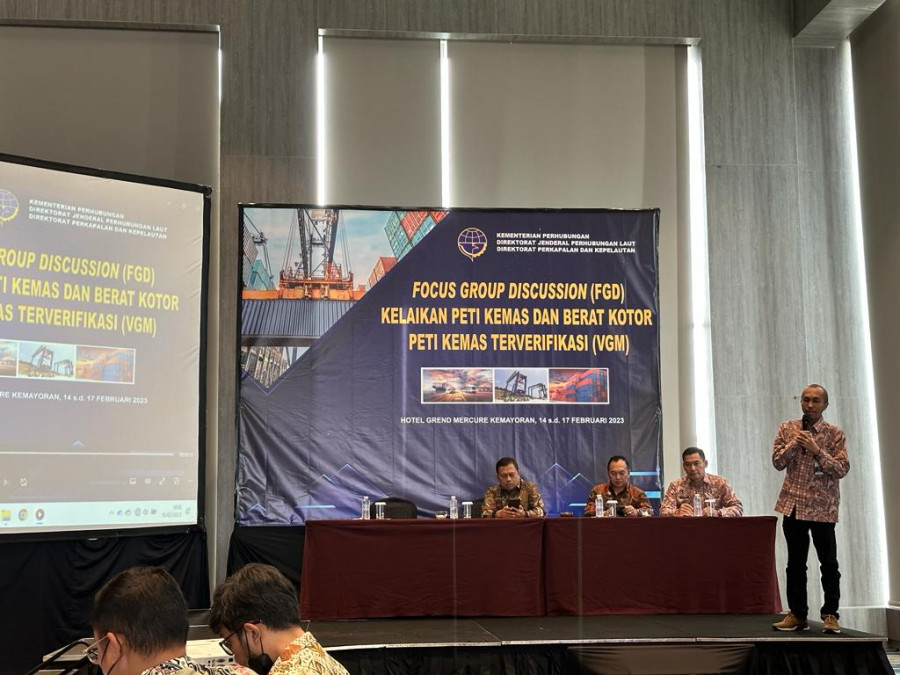 Aturan Baru Penggunaan Petikemas dan Badan Klasifikasi