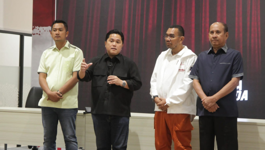 Tak Ingin Gagal Verifikasi, Erick Thohir Tinjau Langsung Stadion
