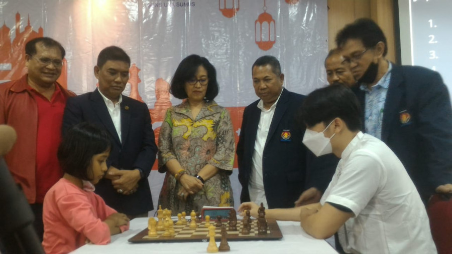 Gile.....Ratusan Pecatur Memburu Hadiah Rp 65 Juta