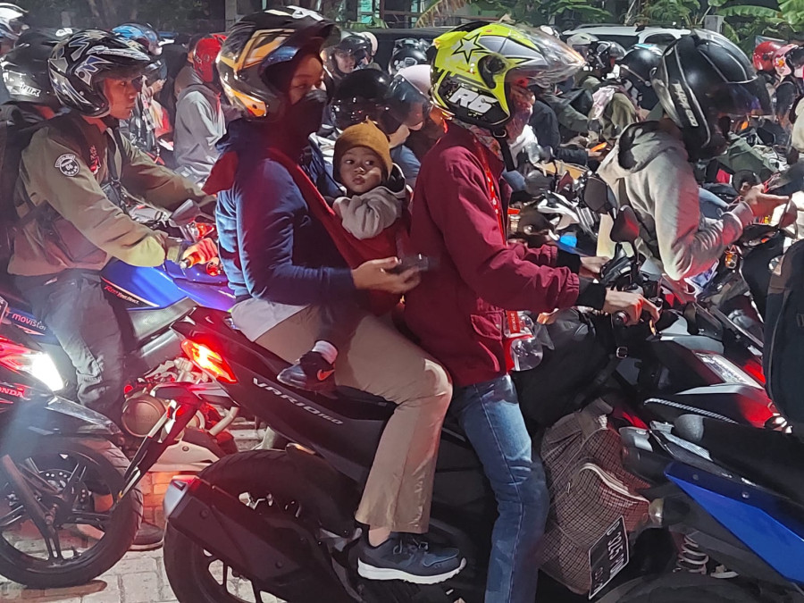 Mengurai Masalah Kepadatan di Penyeberangan