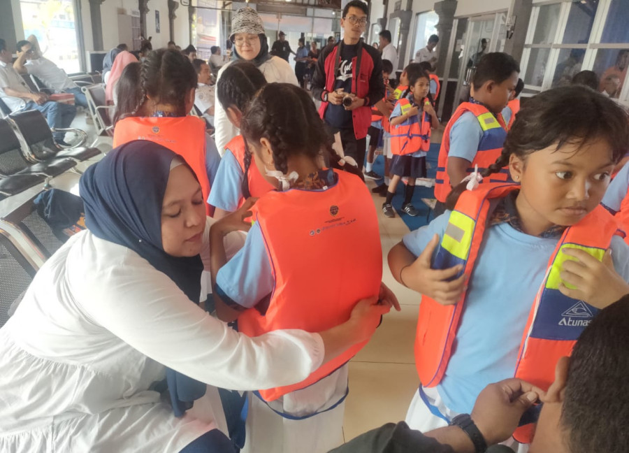 Hari Pelaut se-Dunia WIMA-INA Ditjen Hubla Peduli Lingkungan