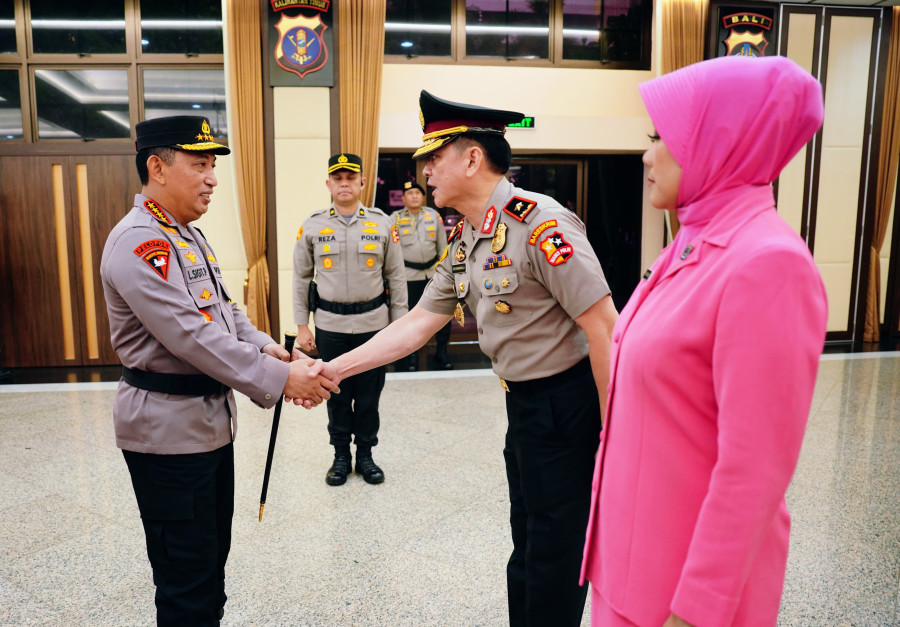 13 Pati Polri Mendapatkan Kenaikan Pangkat