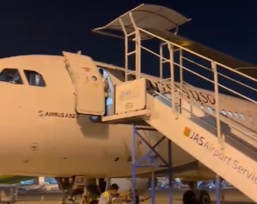 Penjelasan PT. JAS Jatuhnya Petugas Ground Handling Dari pintu Pesawat A-320