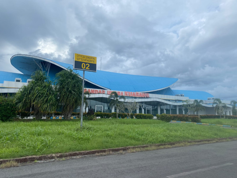 Gunung Ibu di Halmahera Barat Meletus, Operasional Bandara Kuabang KAO Ditutup